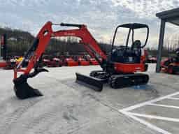 KUBOTA KX033-4R1A